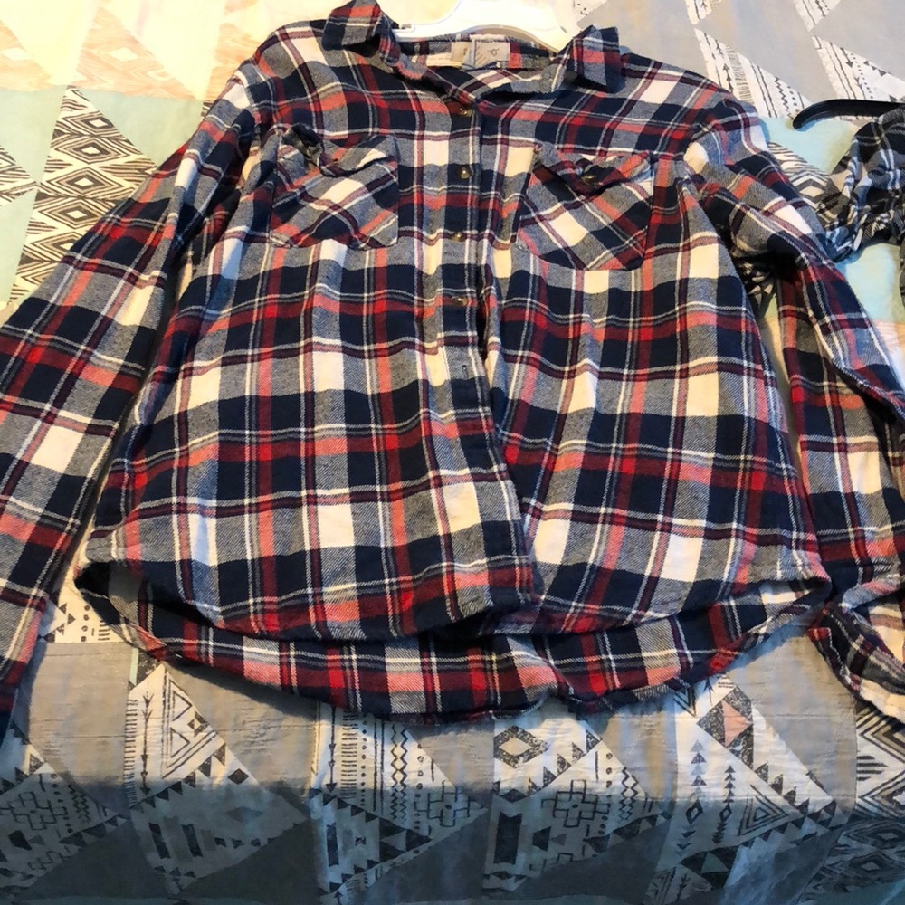 Long sleeve plaid shirt